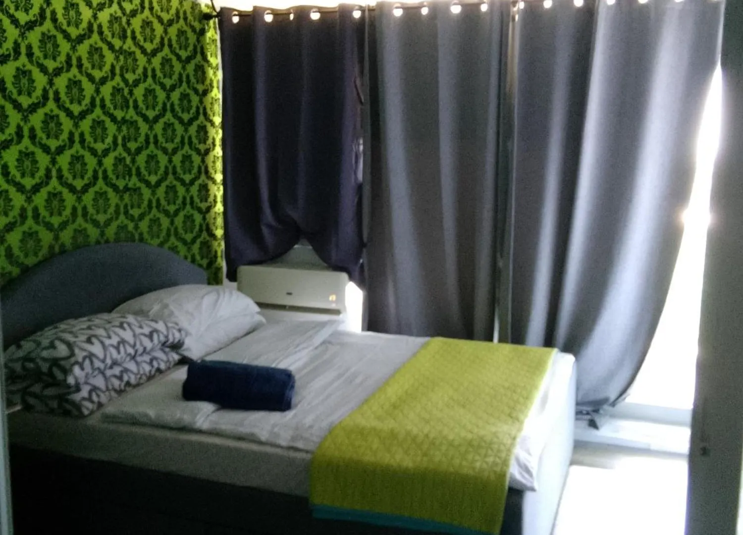 1Bedroom With Balcony Manila 0*,