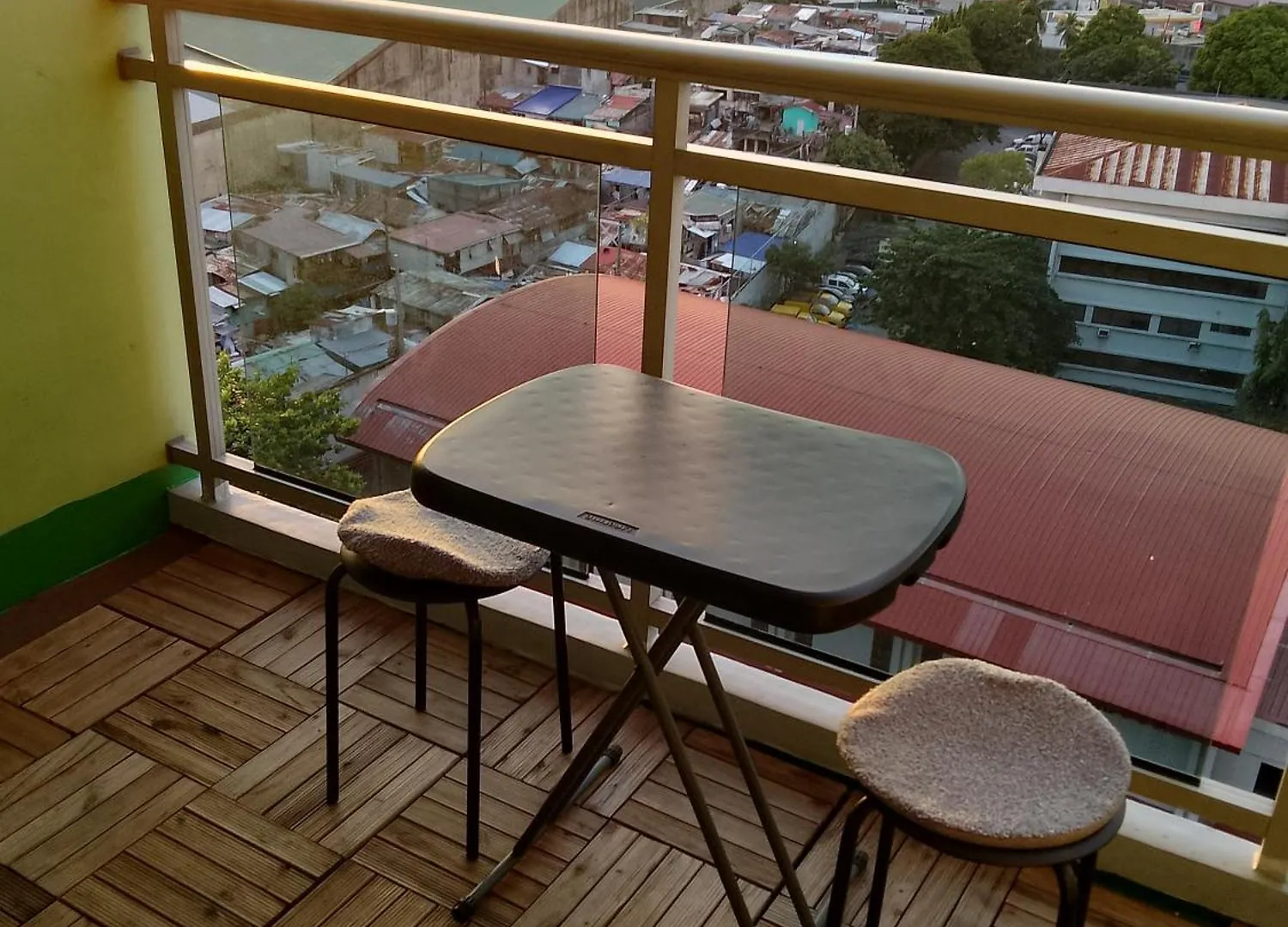 1Bedroom With Balcony Manila Apartment